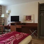 Heiterer Blick Am Malerweg Pirna