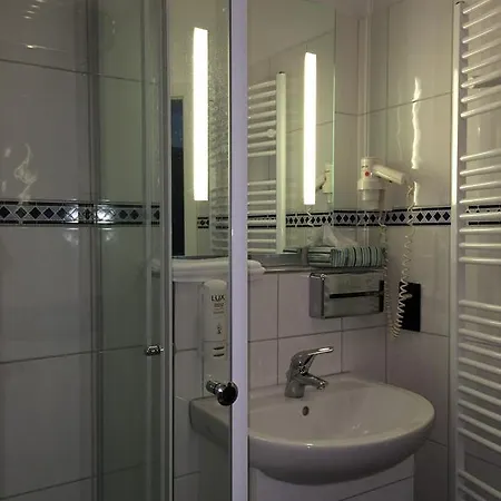 Heiterer Blick Am Malerweg